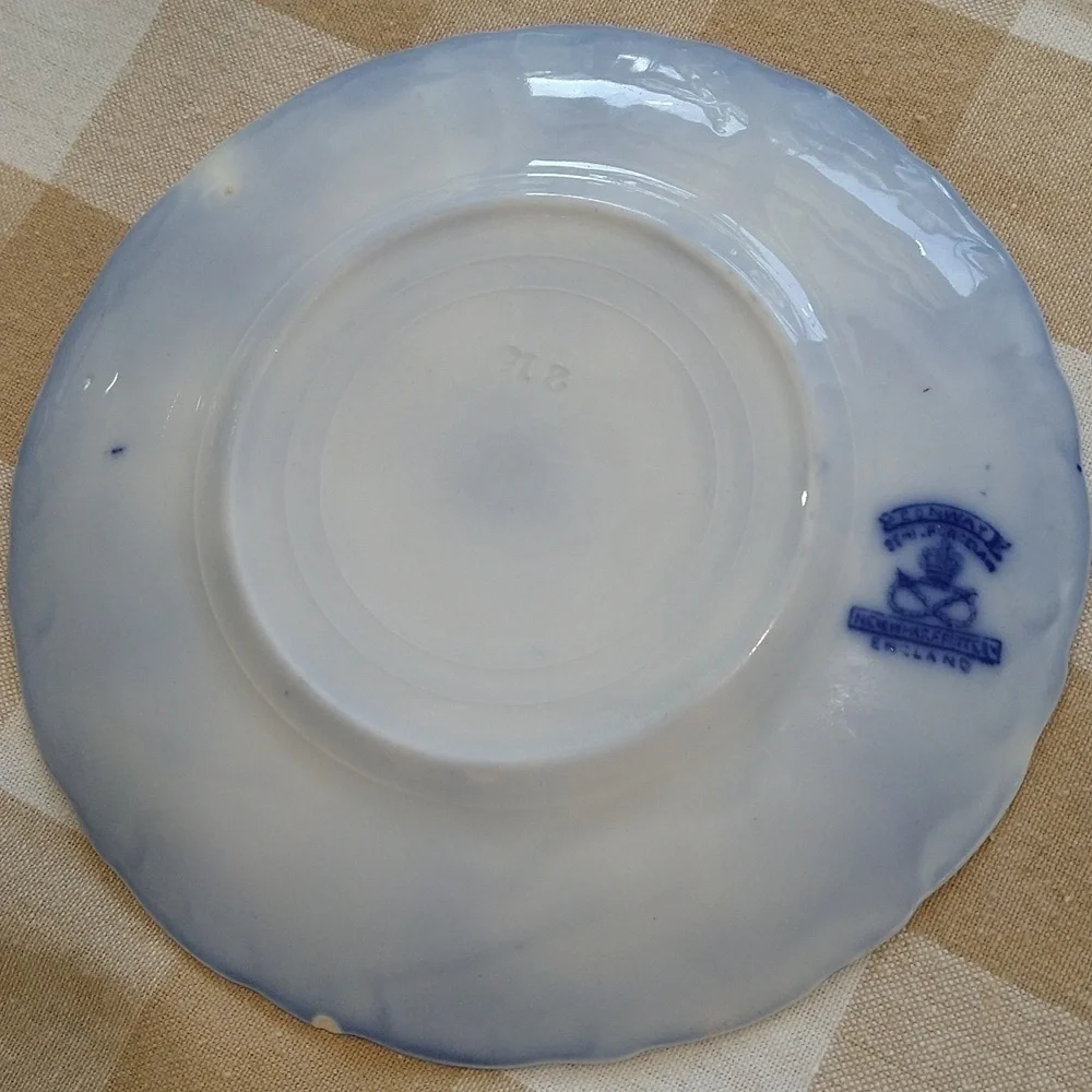 Conway English semi-porcelain flow blue salad dessert plate 7 in new Wharf